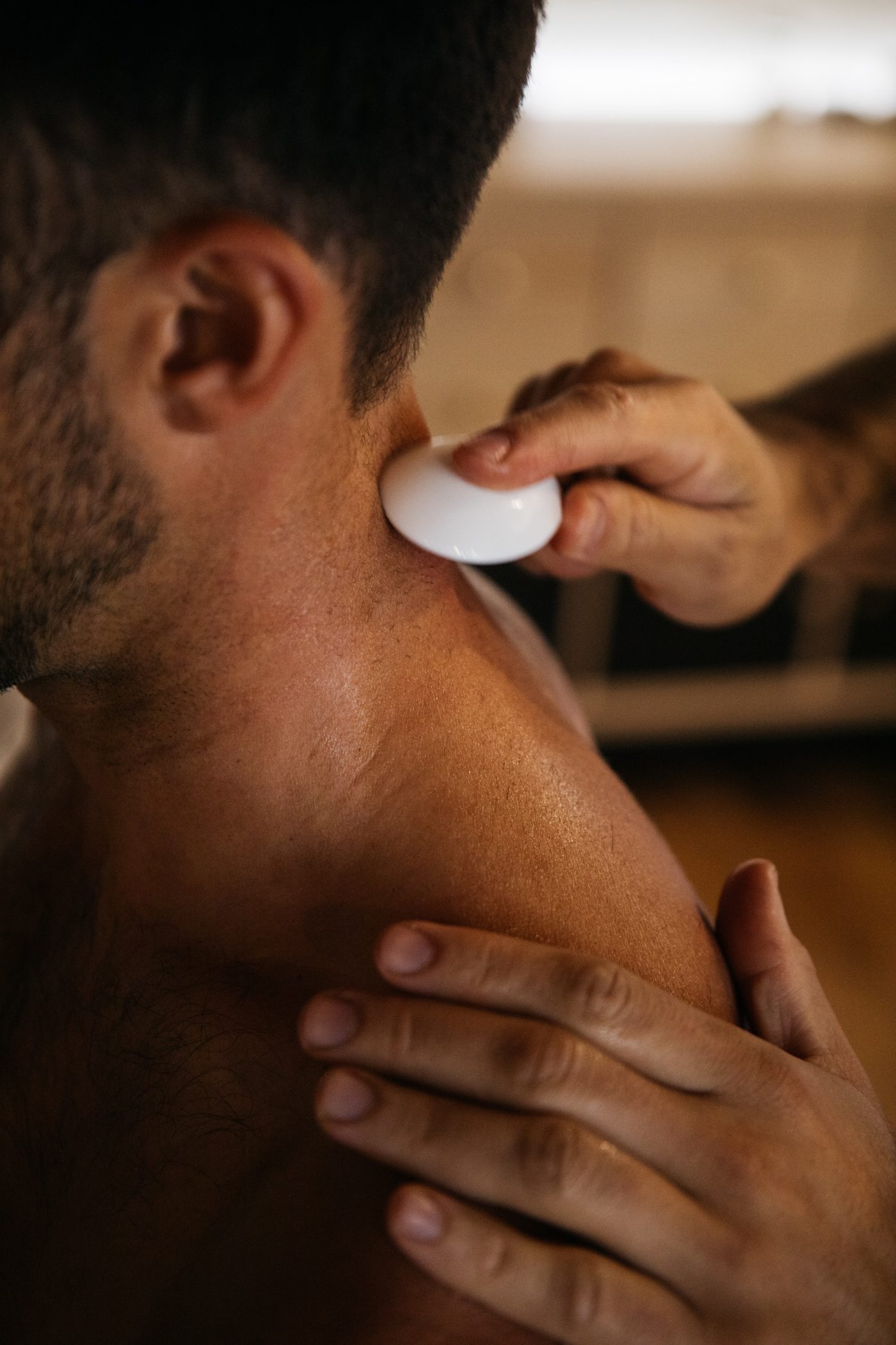 Gua sha therapy at Gateway Acupuncture, Hillcrest San Diego